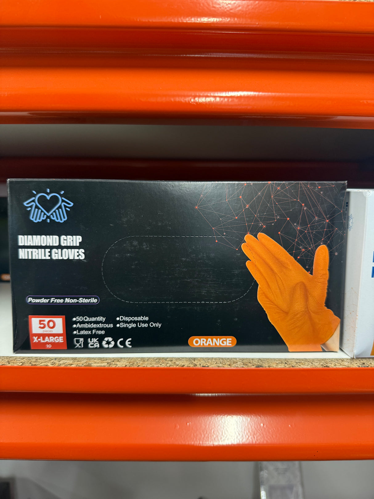 Nitrile dispsable gloves
