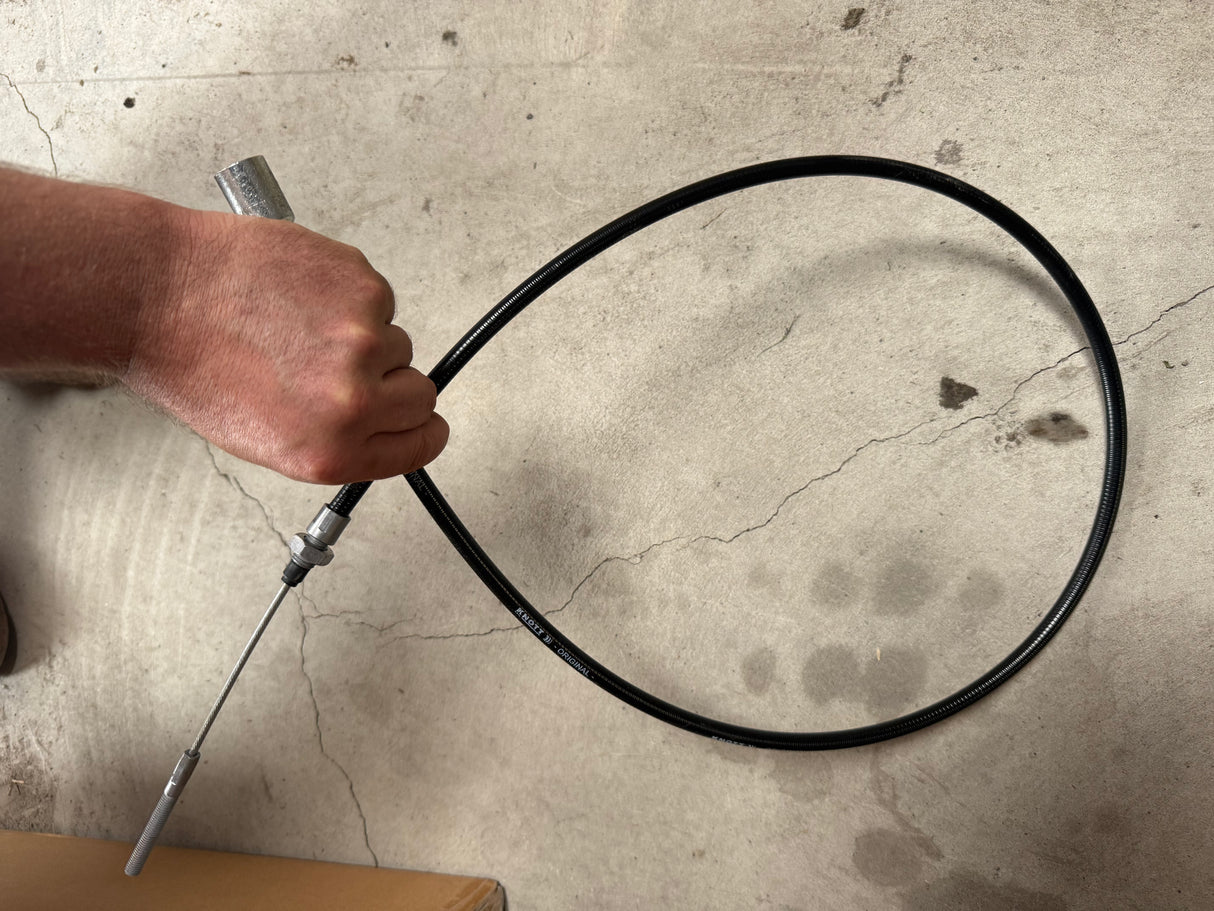 Knott Detachable Bowden type Trailer Brake Cable, 33921.1.11 - BC1030